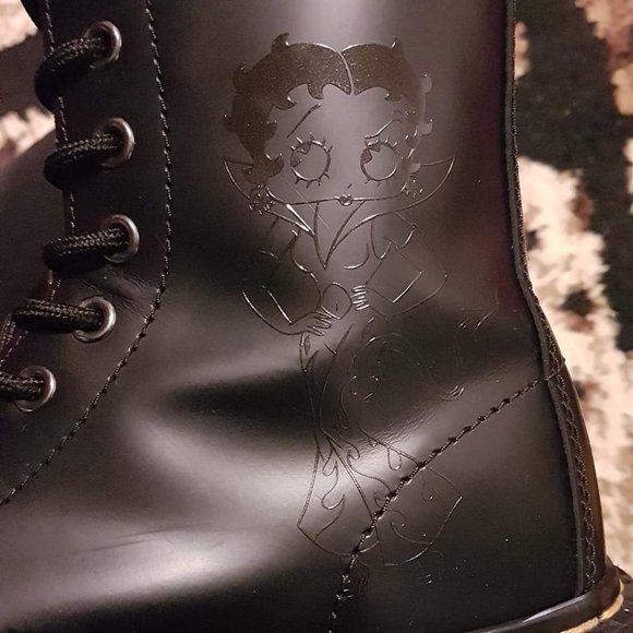 Dr. Martens Shoes - Betty Boop Limited edition Dr Martens Jadon 4UK / 6US. ❤🖤